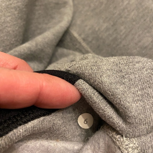 Lululemon Ying to my Yang Gray Jacket size 6 - Picture 5 of 8